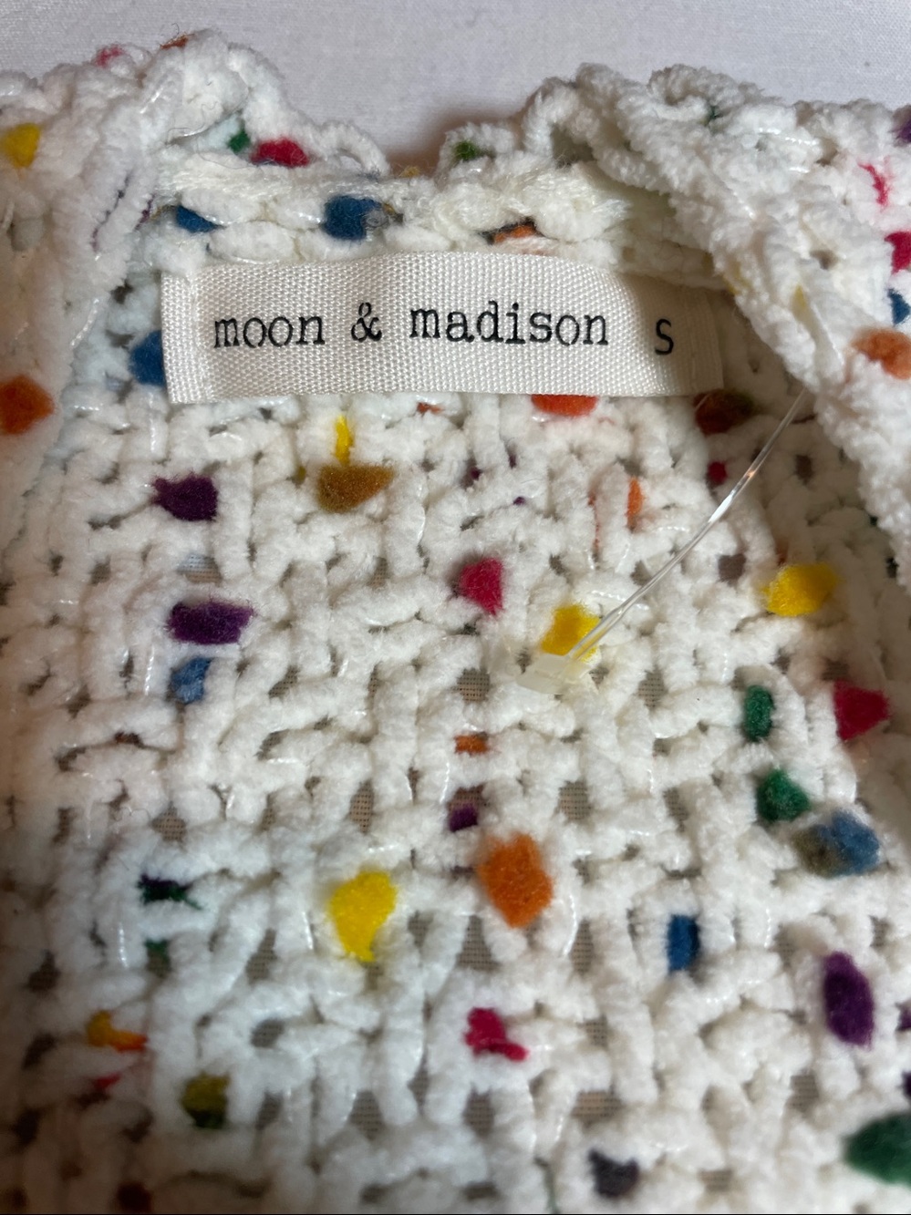 moon & madison White Crochet Cardigan with Multicolor Speckles - Picture 3 of 7